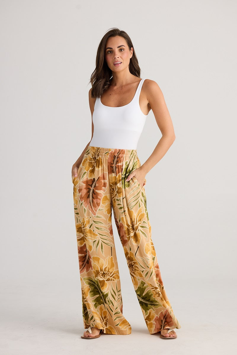 holiday-HC24024-1_FlyAwayPant_MajestyPalm