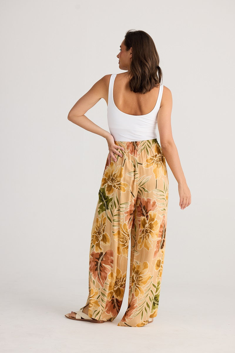 holiday-HC24024-1_FlyAwayPant_MajestyPalm